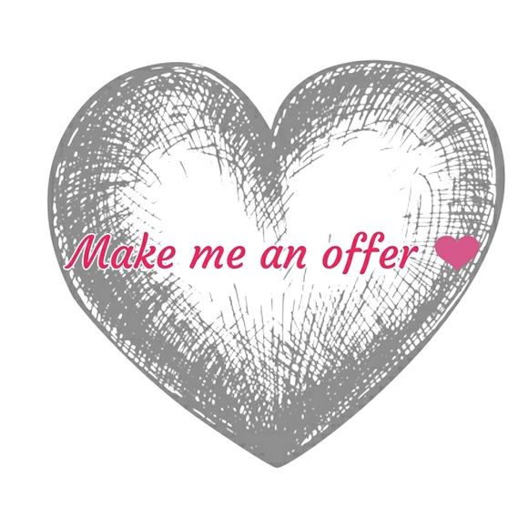 Vince Camuto Medium Patterned Scoop Neck Blouse - Picture 6 of 6